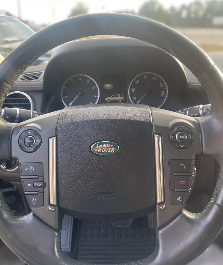 2013 Land Rover LR4 Base - Photo 7