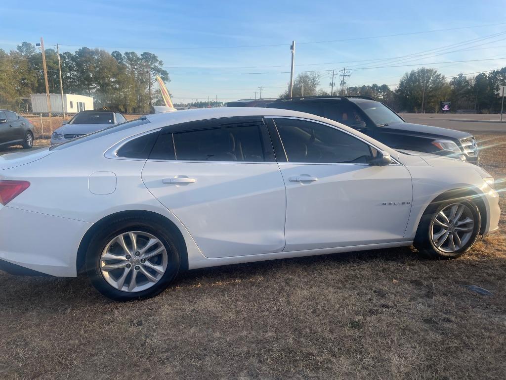 2016 Chevrolet Malibu 1LT's photo